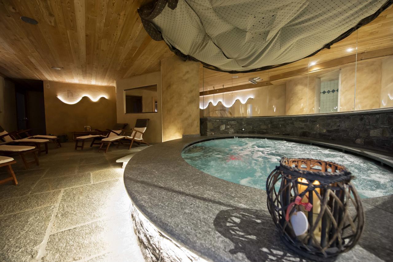 Hotel Jolanda Sport غريسّوني لا ترينيتي المظهر الخارجي الصورة
