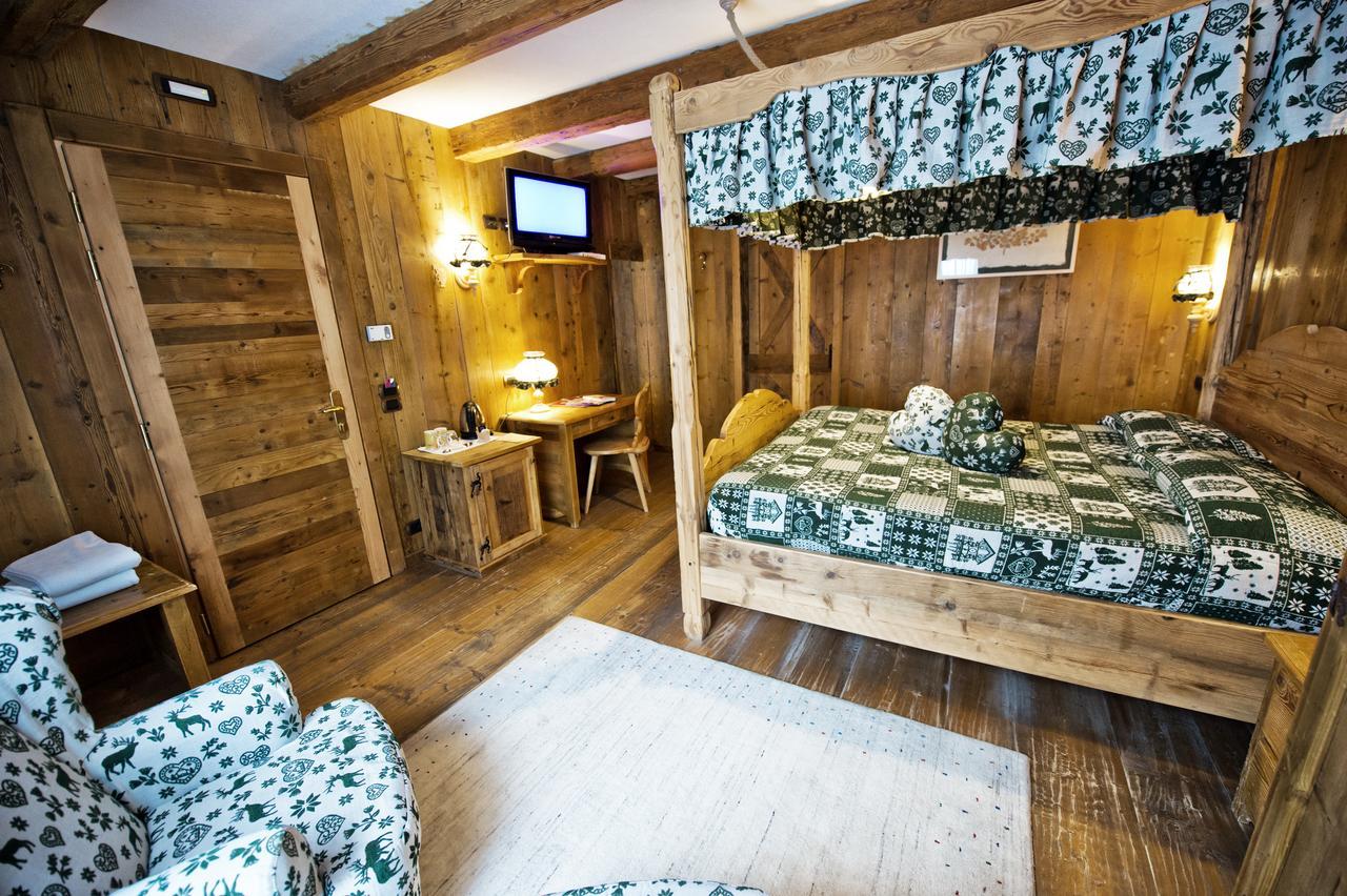 Hotel Jolanda Sport غريسّوني لا ترينيتي المظهر الخارجي الصورة