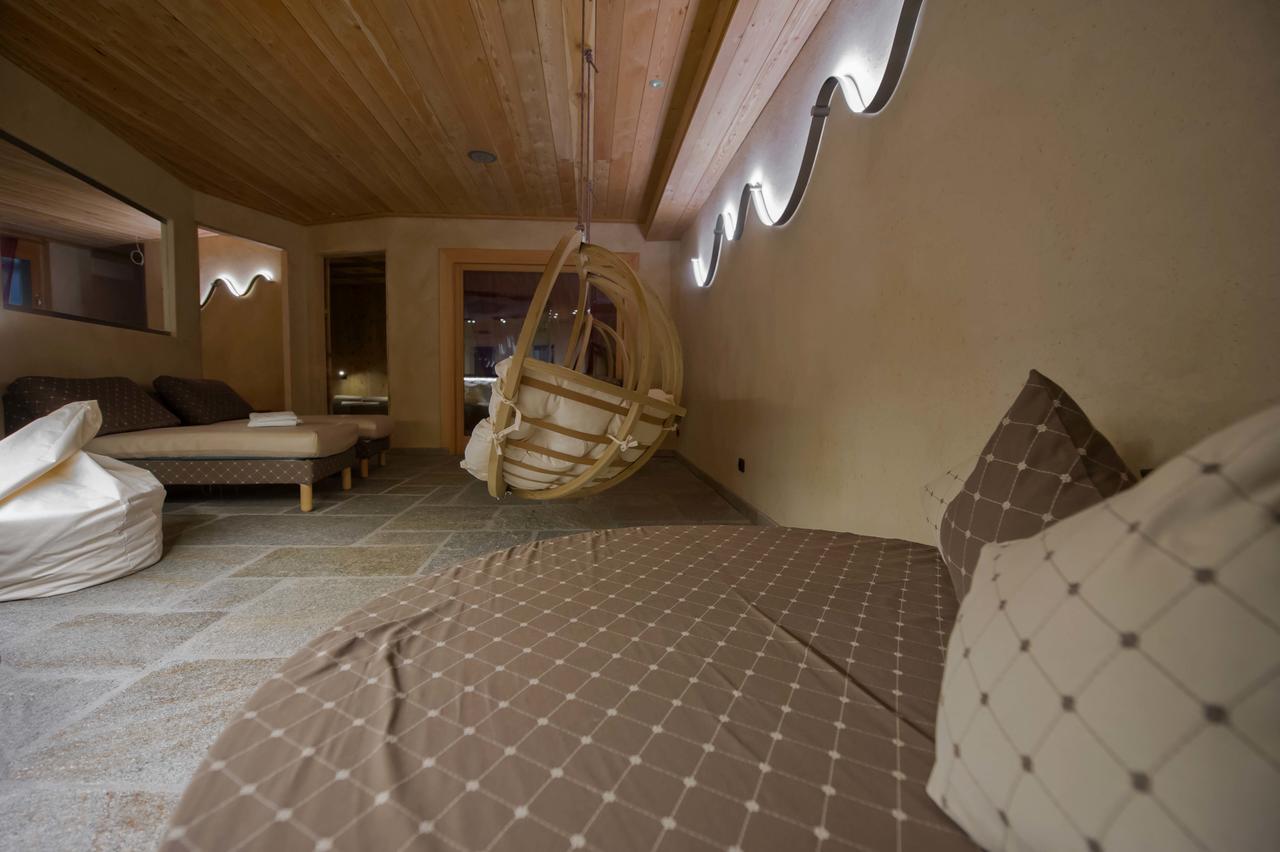 Hotel Jolanda Sport غريسّوني لا ترينيتي المظهر الخارجي الصورة